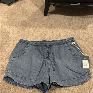 Universal Thread Blue Athletic Shorts